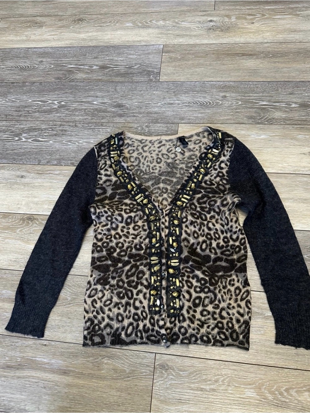 BKE Leopard Print V-Neck Wool Blend Sweater with Embellished Trim - Brown/Black